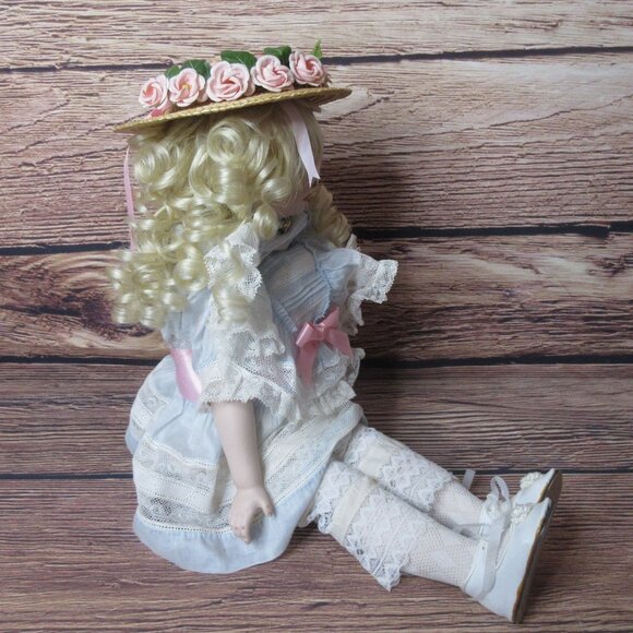 Vintage Fully Porcelain 20" Doll in dress and bonnet - Picture 8 of 9